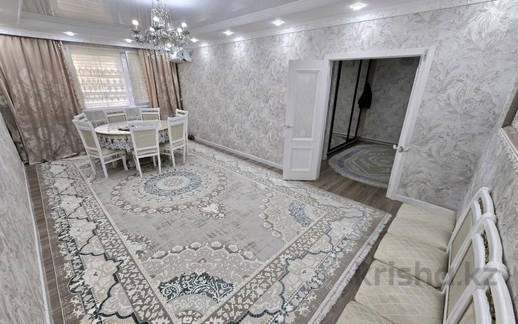 3-бөлмелі пәтер · 84 м² · 2/2 қабат, Аманжолова 24, бағасы: 30 млн ₸ в Жезказгане — фото 2