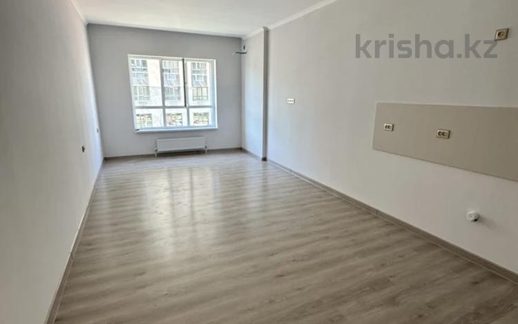 1-бөлмелі пәтер · 35 м² · 2/12 қабат, Момышулы — Нурмаханова, бағасы: 23.5 млн ₸ в Алматы, Алатауский р-н — фото 2