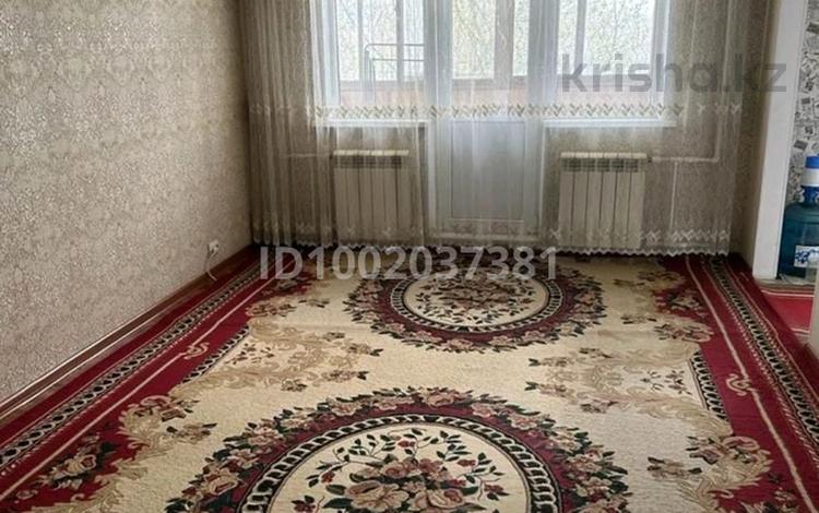 3-комнатная квартира · 63 м² · 2/5 этаж, Абулхайыр хана 65А — Центральный стадион за 20 млн ₸ в Актобе — фото 2