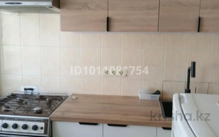 1-комнатная квартира · 42 м² · 4/5 этаж, улица Казыбек би — Нурмакова за 230 000 〒 в Алматы, Алмалинский р-н — фото 2