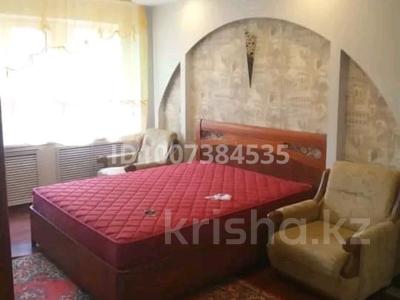 3-комнатная квартира · 64 м² · 1/4 этаж, мкр №4 17 — Алтынсарина-Улугбека за 39 млн 〒 в Алматы, Ауэзовский р-н