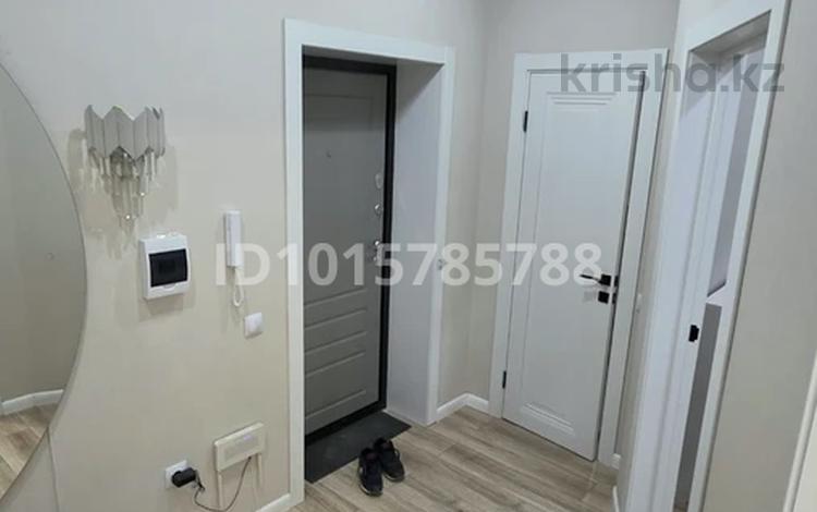1-бөлмелі пәтер · 55 м² · 5/5 қабат, Алтын орда ш/а. 19л, бағасы: 170 000 ₸ в Актобе, мкр. Алтын орда — фото 2
