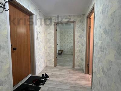 2-комнатная квартира, 50 м², 2/10 этаж помесячно, Жаяу Мусы 1 за 200 000 〒 в Павлодаре