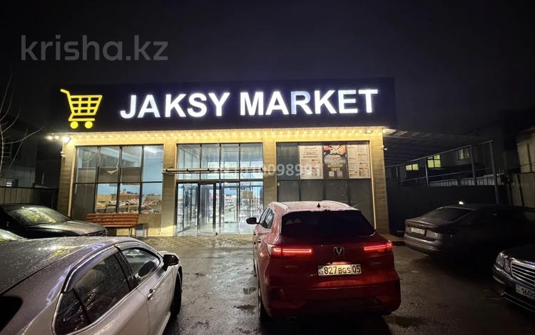 Еркін, кеңселер, дүкендер мен бутиктер, қоймалар, жқб, автосервистер мен көлік жуу, қоғамдық тамақтану орны, сұлулық салондары, ауыл шаруашылығы, монша, қонақ үй және демалыс орындары, медорталықтар мен дәріханалар, білім орталықтары, ойын-сауық · 425 м², бағасы: 350 млн ₸ в Алматы, Наурызбайский р-н — фото 2