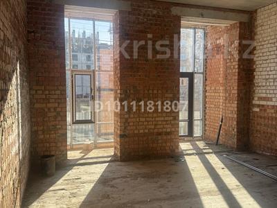 Еркін, кеңселер, дүкендер мен бутиктер, сұлулық салондары, медорталықтар мен дәріханалар, білім орталықтары, ойын-сауық, кабинеттер және жұмыс орындары, студиялар · 75 м², бағасы: 600 000 〒 в Петропавловске