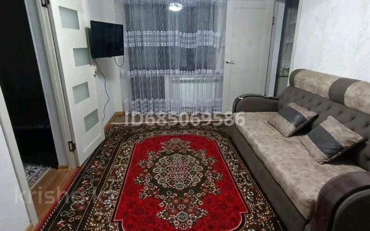 2-комнатная квартира, 44 м², 2/2 этаж, Кашгари — Абая-Кашгари за ~ 15.6 млн 〒 в Таразе — фото 2