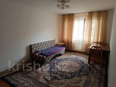 2-комнатная квартира · 56 м² · 1/5 этаж · помесячно, мкр Аксай-2 31 за 240 000 〒 в Алматы, Ауэзовский р-н