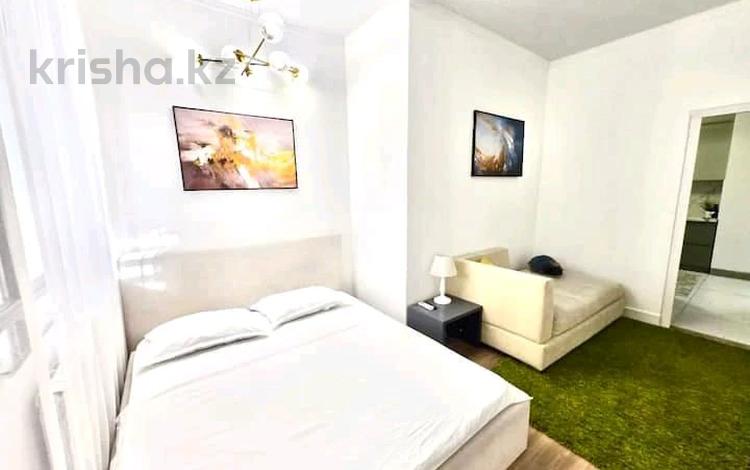 4-комнатная квартира · 120 м² · 9 этаж, Мкр. Самал-3 15 за 55 000 ₸ в Алматы, Медеуский р-н — фото 2