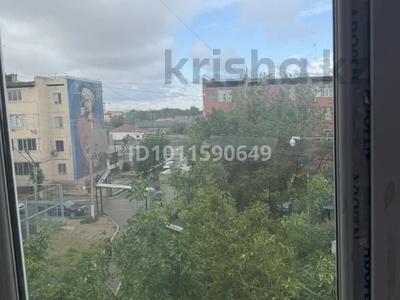 3-бөлмелі пәтер · 100 м² · 3/4 қабат, Абдразаков 45, бағасы: 11 млн ₸ в Арыси