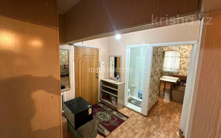 3-бөлмелі пәтер · 73 м² · 1/5 қабат, 3-шағынаудан 4а — Янги шахар базар, бағасы: 170 000 ₸ в Шымкенте, Туран р-н — фото 2
