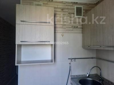 1-бөлмелі пәтер · 40 м² · 4/5 қабат, 11-й микрорайон, 11-й микрорайон — Школа номер40, бағасы: 15.5 млн ₸ в Шымкенте, Енбекшинский р-н