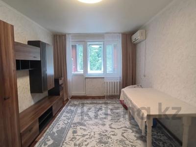 2-бөлмелі пәтер · 45 м² · 2/5 қабат, Абая 54, бағасы: 15.5 млн ₸ в Уральске