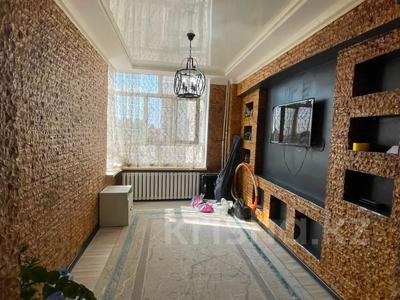 2-бөлмелі пәтер · 66.8 м² · 3/6 қабат, 12 ш/а., Богенбай батыр, бағасы: 19.5 млн ₸ в Актобе, мкр 12