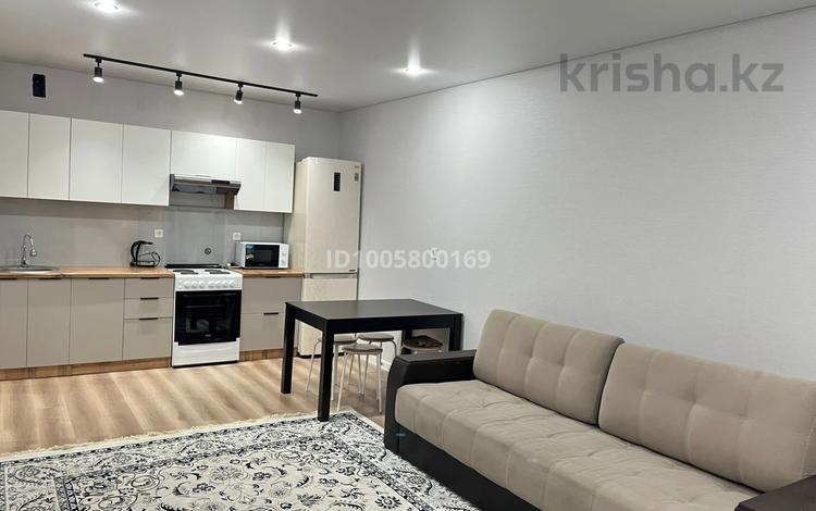 2-комнатная квартира · 42 м² · 8/9 этаж, Е 652 за 250 000 ₸ в Астане, Есильский р-н — фото 2