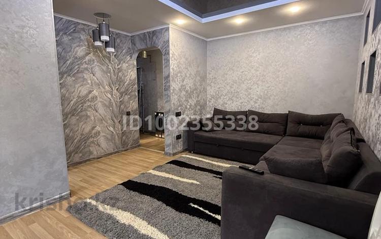 2-комнатная квартира · 56 м² · 3/5 этаж, Астана 8 за 16 000 〒 в Усть-Каменогорске, Ульбинский — фото 2