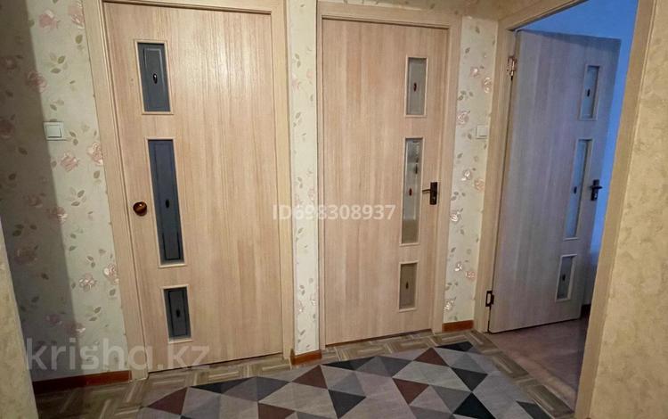 4-бөлмелі пәтер · 87 м² · 2/5 қабат, Кенесары 27 — Улытау тойхана жанында, бағасы: 16 млн ₸ в Туркестане — фото 2
