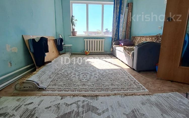 2-бөлмелі пәтер · 49 м² · 5/5 қабат, ул. Байтурсынова 17А, бағасы: 6 млн ₸ в Алге — фото 2