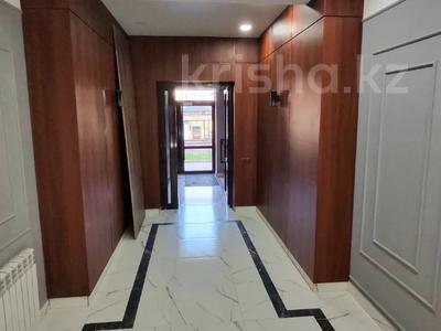 3-бөлмелі пәтер · 86.1 м² · 3/5 қабат, Юго-Восток ш/а., Республики 49, бағасы: ~ 36.2 млн ₸ в Караганде, Казыбек би р-н