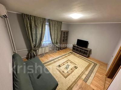 2-бөлмелі пәтер · 62 м² · 4/7 қабат, Аблайхана — Гоголя, бағасы: 18 000 ₸ в Алматы, Алмалинский р-н