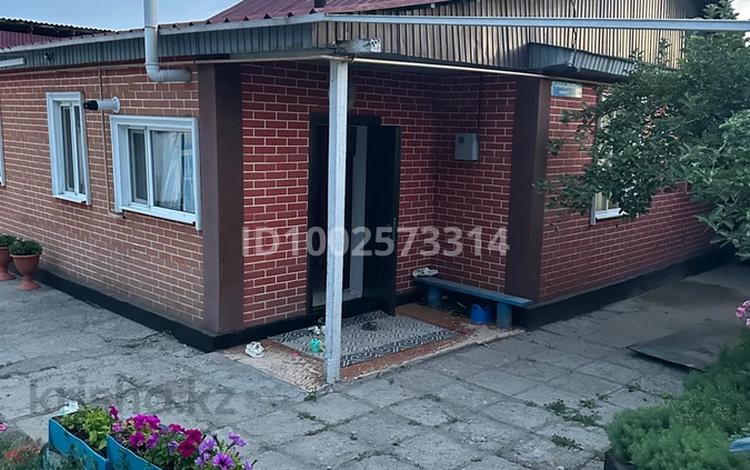 Жеке үй · 3 бөлме · 120 м² · 10 сот., Даирова 76 — Рядом акимат, бағасы: 18 млн ₸ в Карабулаке — фото 2