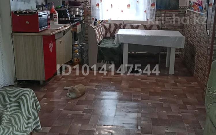 Жеке үй · 3 бөлме · 76 м² · 10 жүзд., Спортивная 10, бағасы: 5 млн ₸ в Алтае — фото 2