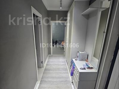 2-комнатная квартира · 65 м² · 3/10 этаж, мкр Аксай-4, Мкр Аксай-1 10/3 за 39.5 млн ₸ в Алматы, Ауэзовский р-н