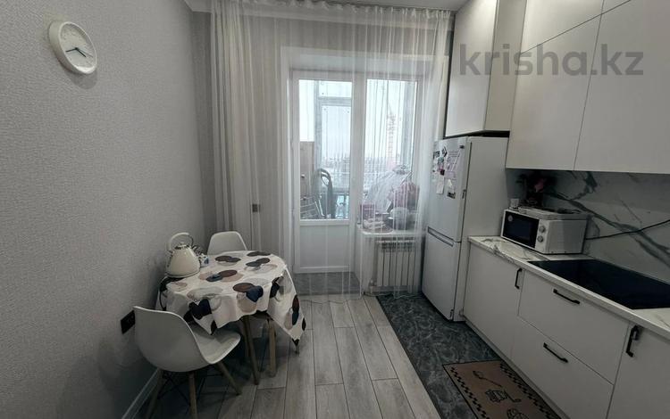 1-бөлмелі пәтер · 36.7 м² · 5/12 қабат, Айтматова 59, бағасы: 22.5 млн ₸ в Астане, Нура р-н — фото 2