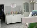Еркін, медорталықтар мен дәріханалар · 90 м², бағасы: 122 млн ₸ в Алматы, Бостандыкский р-н — фото 16