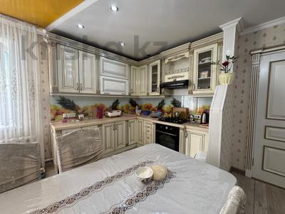 Отдельный дом · 5 комнат · 197.2 м² · 10 сот., Пер. Садовый 11 за 140 млн ₸ в Семее