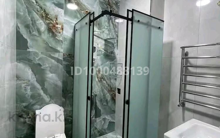 1-комнатная квартира · 36 м² · 1/5 этаж, мкр. Алтын орда, Батыс-2 51Г за 15 000 〒 в Актобе — фото 2