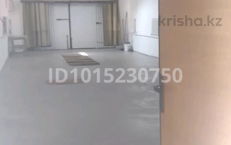 Гараж · 120 м² · 12 ш/а. — В центре 12 мир район кендала, бағасы: 160 000 ₸ в Актобе, мкр 12 — фото 7