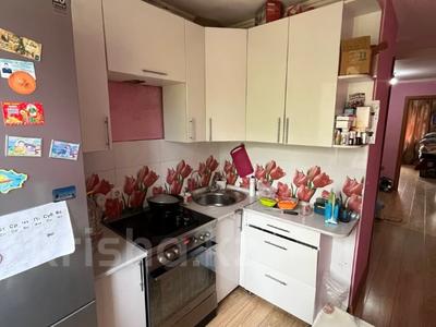 3-комнатная квартира · 62 м² · 2/5 этаж, Майкудук, мкр Восток-1 13 за 18 млн ₸ в Караганде, Алихана Бокейханова р-н