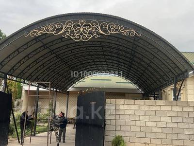 Жеке үй · 5 бөлме · 180 м² · 6 жүзд., Абдуллина 17А — Сулейманова, Аппасова, бағасы: 50 млн ₸ в Таразе