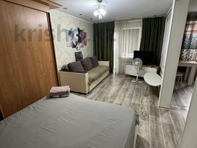 1-комнатная квартира · 33 м² · 3/5 этаж, мкр Новый Город, Бухар Жырау 48 за 13 000 ₸ в Караганде, Казыбек би р-н