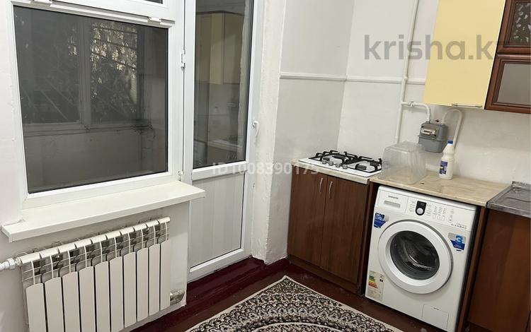 1-комнатная квартира · 40 м² · 2/5 этаж, мкр Алатау 29 за 80 000 ₸ в Таразе — фото 2