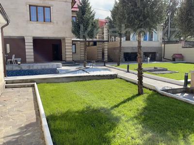 Отдельный дом · 8 комнат · 480 м², мкр Каменское плато, Кербулакская 14А за 2.5 млн 〒 в Алматы, Медеуский р-н