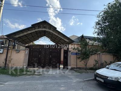 Отдельный дом · 5 комнат · 150 м² · 8 сот., мкр Самал-2, Көрікті 19 — Пересечение улиц Байтұрсынова-Арғынбекова за 85 млн ₸ в Шымкенте, Абайский р-н