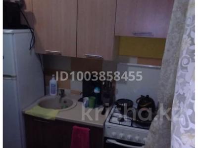 1-комнатная квартира · 30.5 м² · 4/5 этаж, 10мкр 13 за 12.5 млн 〒 в Аксае