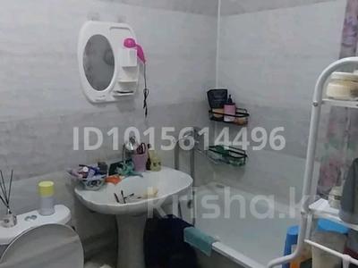 1-бөлмелі пәтер · 32 м² · 1/5 қабат, Салтанат ш/а. 6, бағасы: 10 млн ₸ в Таразе, мкр Салтанат