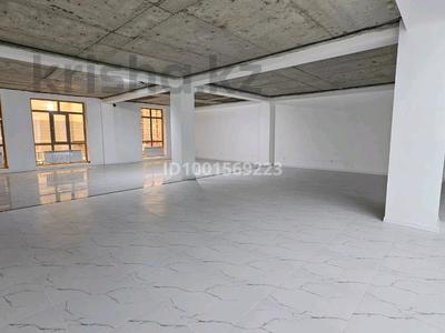 Свободное назначение, офисы, магазины и бутики, общепит, медцентры и аптеки, образование, развлечения · 204 м² за 75 млн 〒 в Актау, 17-й мкр
