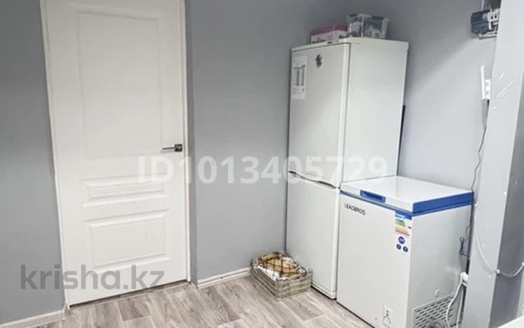 3-бөлмелі пәтер · 63.5 м² · 5/5 қабат, Авангард-4 9, бағасы: 20.5 млн ₸ в Атырау, мкр Авангард-4 — фото 2