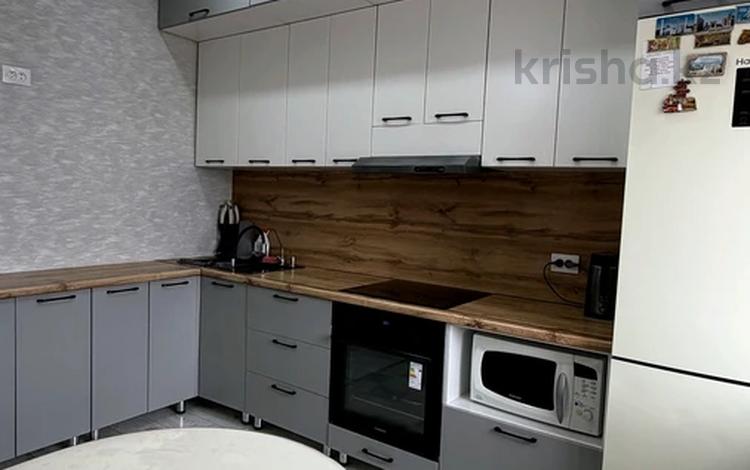 2-комнатная квартира · 60 м² · 4/9 этаж, Муканова 84 за 32 млн ₸ в Караганде, Казыбек би р-н — фото 2