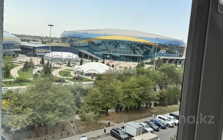 3-комнатная квартира · 75 м² · 7/14 этаж, мкр Акбулак 57 — Алматы арена за 52 млн ₸ в Алатауский р-н — фото 2