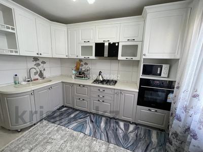 Аренда квартир в Алматы: 3-комнатная квартира · 70 м² · 4/5 этаж, Жандосова 29Г — Розыбакиева за 400 000 〒 3-комнатная квартира · 70 м² · 4/5 этаж, Жандосова 29Г — Розыбакиева за 400 000 〒 в Алматы, Бостандыкский р-н