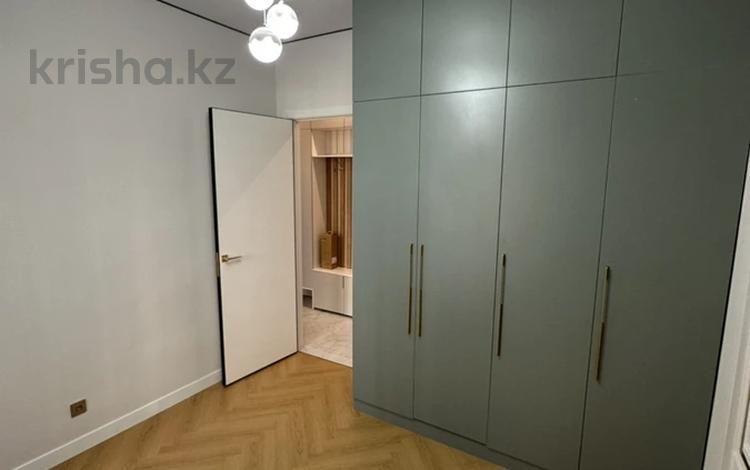 3-комнатная квартира · 59 м² · 2/12 этаж, ул. Казыбек Би 41 за 40 млн ₸ в Астане, Нура р-н — фото 2