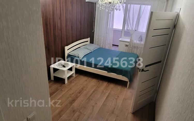 1-комнатная квартира · 36 м² · 3/5 этаж, Акотау 20дом 20 — 8школа ,универмаг за 21 млн ₸ в Уральске — фото 2