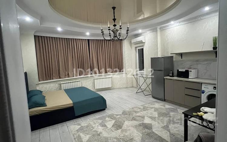 1-комнатная квартира · 55 м² · 4/12 этаж, Кунаева 38 — Кунаева за 16 000 ₸ в Шымкенте, Туран р-н — фото 11