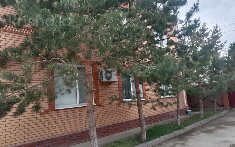 Дом · 5 комнат · 300 м², Сазда-3, Газизы Жубанова за 65 000 〒 в Актобе — фото 16