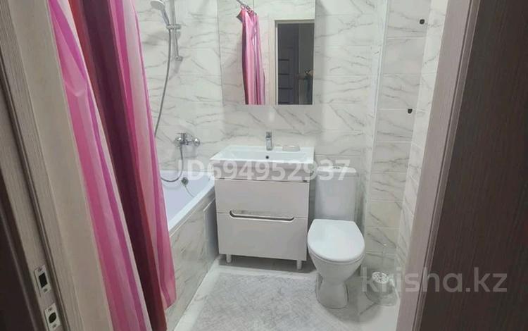 1-комнатная квартира · 46.6 м² · 2/5 этаж, мкр. Алтын орда, Батыс-2 11 к1 за 170 000 ₸ в Актобе — фото 20