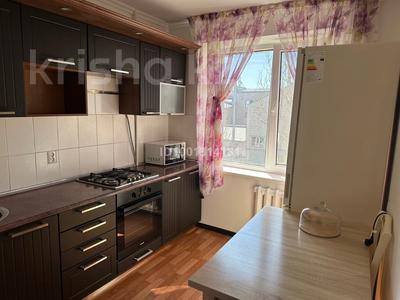 Пәтерлер в Западно-Казахстанской обл.: 2-бөлмелі пәтер · 49.8 м² · 4/6 қабат, мкр 4 31 — Дом по Желаевской трассе, бағасы: 18 млн 〒 2-бөлмелі пәтер · 49.8 м² · 4/6 қабат, мкр 4 31 — Дом по Желаевской трассе, бағасы: 18 млн 〒 в Уральске